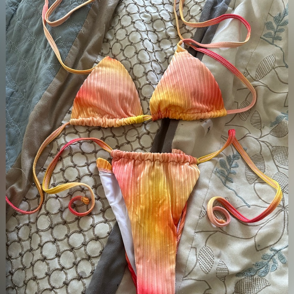 Bikini